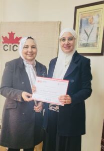 تكريم الإعلامية عبير سلامة في مؤتمر إعلام CIC