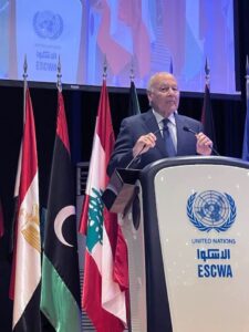 الأمين العام للجامعة السيد "أحمد أبو الغيط"