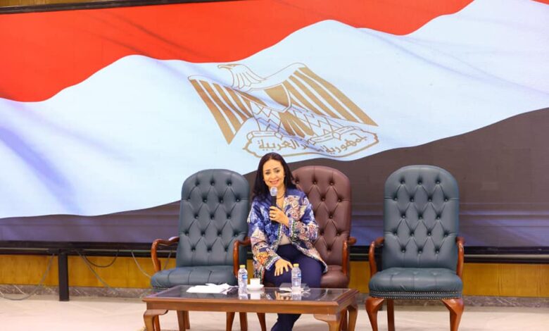 وزيرة التضامن تترأس اجتماع اللجنة الدائمة للإشراف على منظومة عمل الرائدات الاجتماعيات
