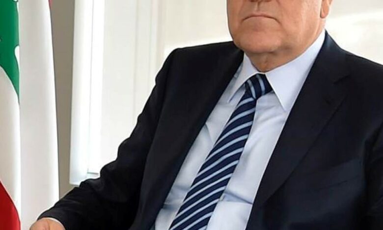 الحكومة اللبنانية تعيد العلاقات مع الدول العربية