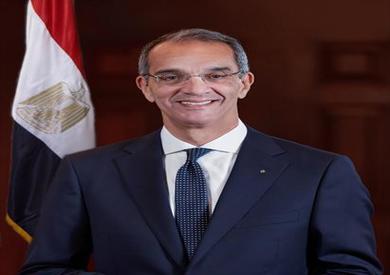 وزير الاتصالات يغادر إلى سنغافورة للمشاركة فى فعاليات "قمة أسيا تك"