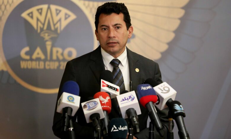 وزير الشباب والرياضة