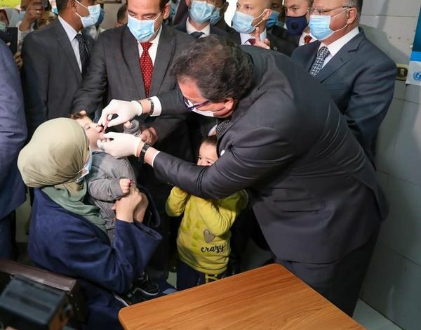 عبد الغفار يطلق الحملة القومية للتطعيم ضد شلل الأطفال