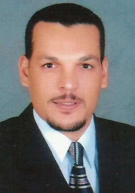 الدكتور عاطف سعد عشيبة
