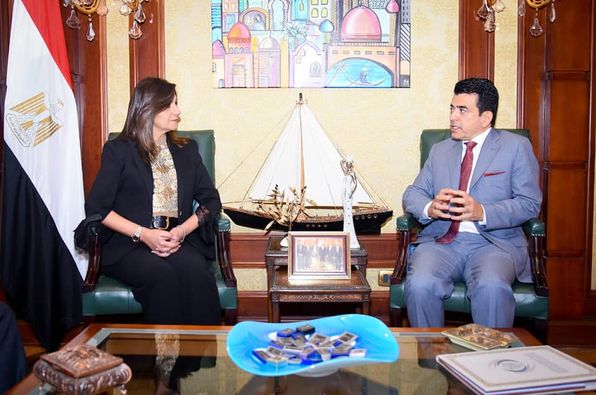 السفيرة نبيلة مكرم عبد الشهيد