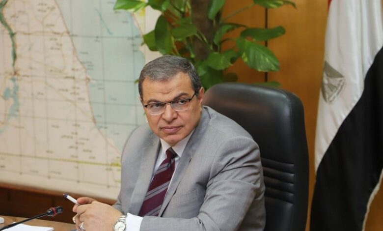 القوي العاملة: تعيين 5090 شابا واستخراج 1536 شهادة قياس مستوى المهارة ورخصة مزاولة الحرفة بالجيزة