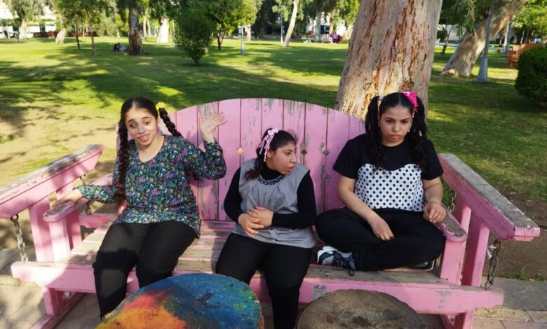 بنات السندس تعرب عن سعادتهم خلال رحلة مركز الطفل للحضارة والإبداع (1)