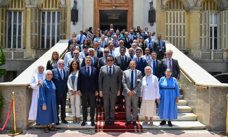 عبد الغفار يتفقد المستشفى الإيطالي بمنطقة العباسية