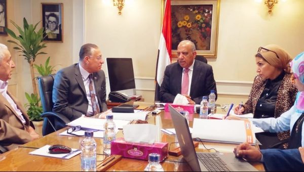 عصمت يتابع تطوير شركة "سيجوارت" ويوجه بمشاركة القطاع الخاص