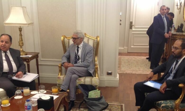 معيط: الأنشطة الإلكترونية جعلتنا أكثر قدرة على تحقيق العدالة الضريبية