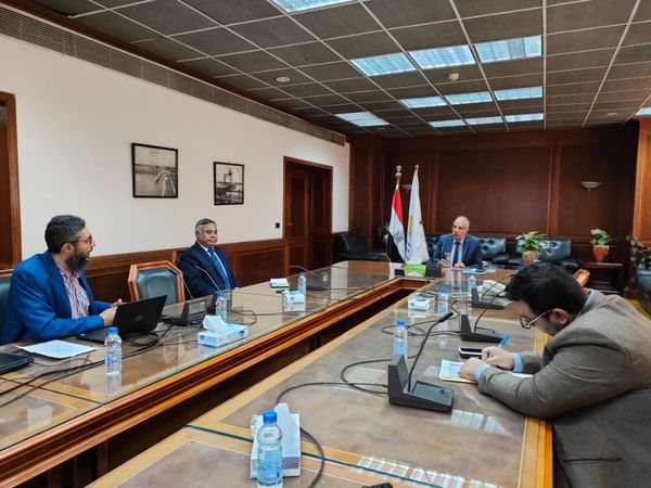 سويلم يتابع مجهودات الوزارة في مجال حماية الشواطئ المصرية والتكيف مع التغيرات المناخية