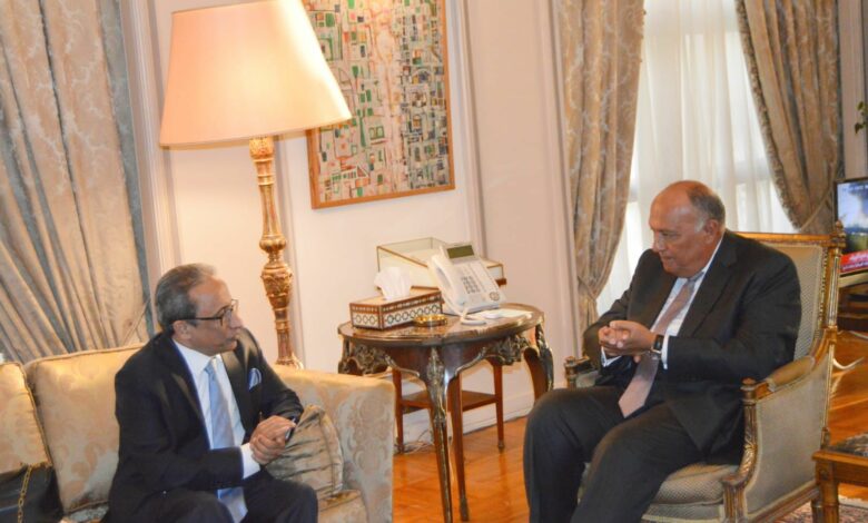 شكري يشيد بدور الوحدة الاقتصادية في ترسيخ العمل العربي المشترك