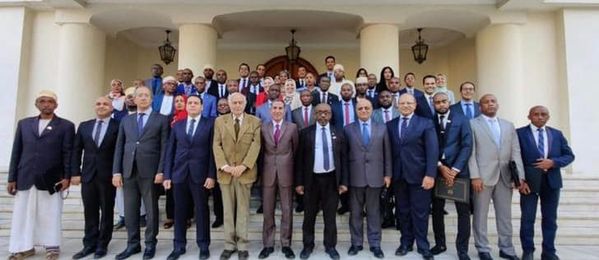 الدراسات الدبلوماسية ينظم دورة تدريبية للدبلوماسيين من جمهورية القمر المتحدة