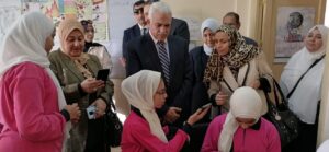 مدير تعليم القاهرة يتابع التحول الرقمي بمدارس الاسمرات