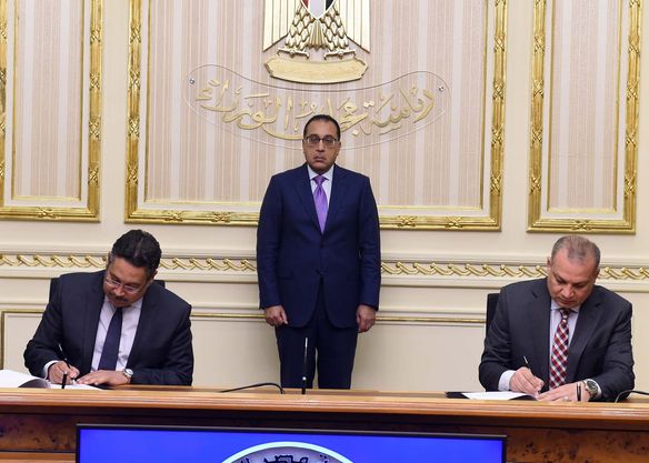مدبولي يشهد توقيع اتفاق تعاون بشأن حجز وتخصيص وإتمام التعاقد على وحدات سكن لكل المصريين