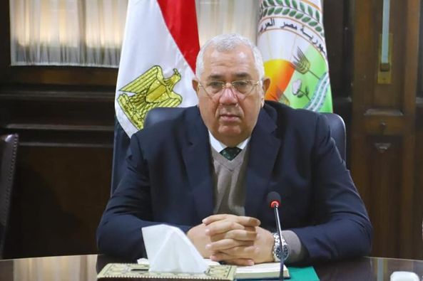 القصير يبحث التوسع في إنتاج تقاوى المحاصيل الاستراتيجية بالشراكة مع القطاع الخاص