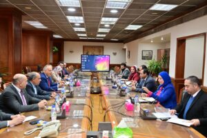 سويلم يستلم نتيجة مسابقة التوظيف بوزارة الري