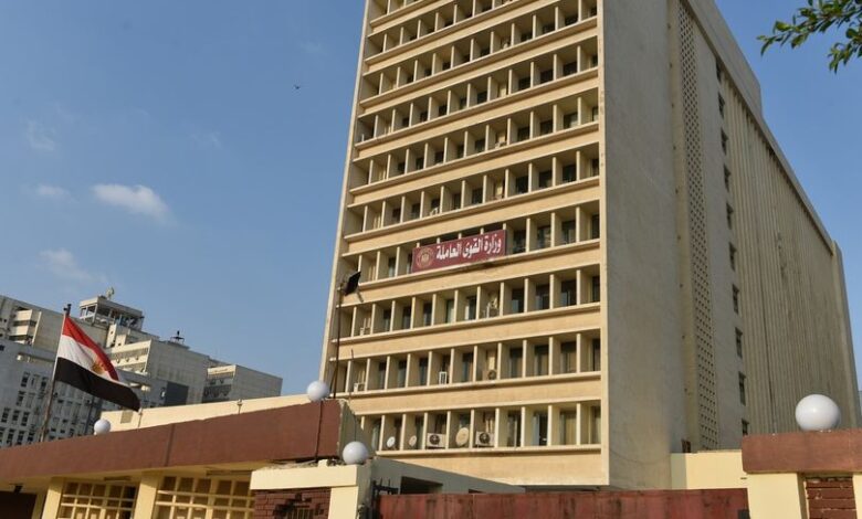 القوى العاملة: مكتب التمثيل العمالى بجدة ينجح فى عودة مستحقات عامل مصرى