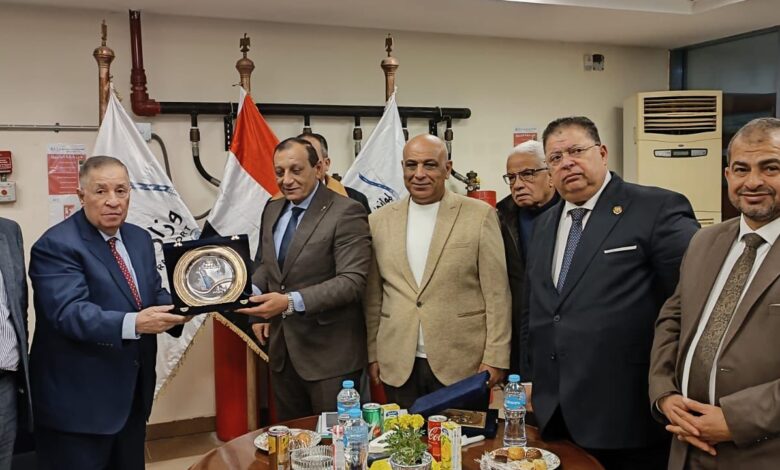 خالد فودة: نذلل العقبات ونساند المستثمرين