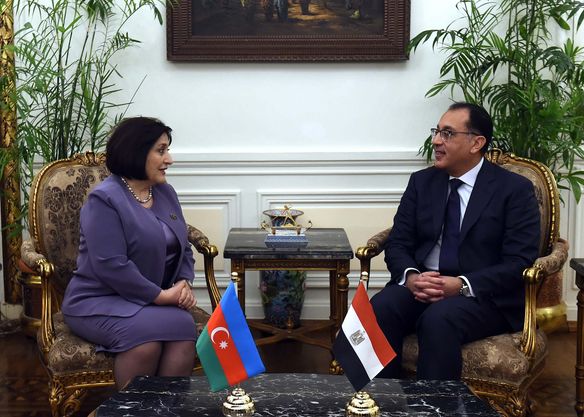 مدبولي يستقبل رئيسة برلمان أذربيجان والوفد المرافق لها