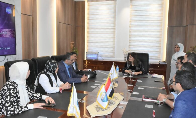 رئيس جامعة مدينة السادات توقع عقد المشروع البحثي "تقييم مقاومة مضادات الميكروبات في المياه العذبة"