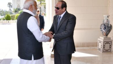 الرئيس يستقبل رئيس وزراء الهند في قصر الإتحادية