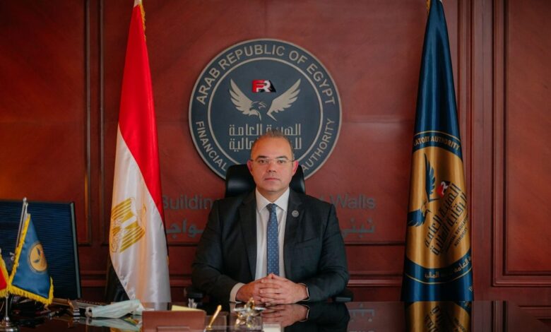 "الرقابة المالية" تصدر قرارات لبدء التحول الرقمي للقطاع المالي غير المصرفي