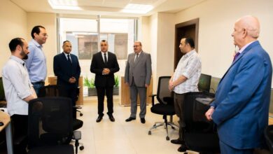 "وزير الدولة للإنتاج الحربي" يتفقد مكاتب العاملين بمقر الوزارة بالعاصمة الإدارية الجديدة