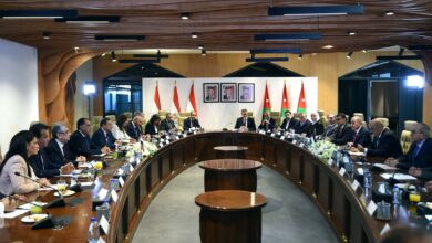 رئيسا وزراء مصر والأردن يشهدان توقيع ١٢ وثيقة في مجالات تعزيز التعاون الثنائي