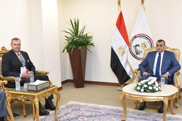 "مصطفى" يبحث مع ممثلي "نورثروب جرومان" الأمريكية سبل التعاون المشترك في التصنيع العسكري