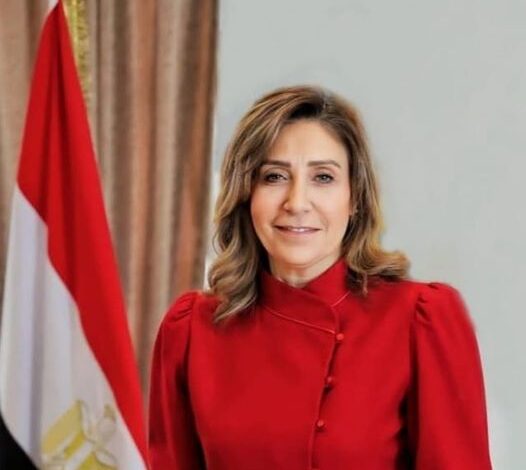 الكيلاني توجه بطباعة الأعمال الفائزة بمسابقة "المواهب الأدبية للشباب"