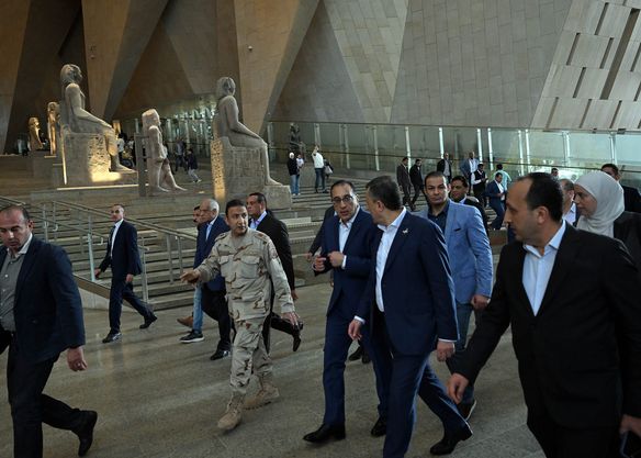 رئيس الوزراء يتفقدُ المتحف المصري الكبير لمتابعة تطورات الأعمال