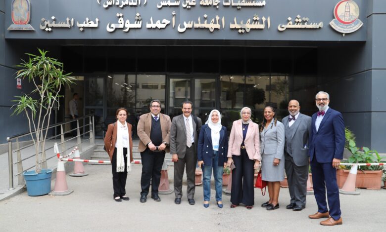 رئيس جامعة عين شمس يستقبل وفداً من جامعة تكساس الأمريكية لبحث سبل التعاون