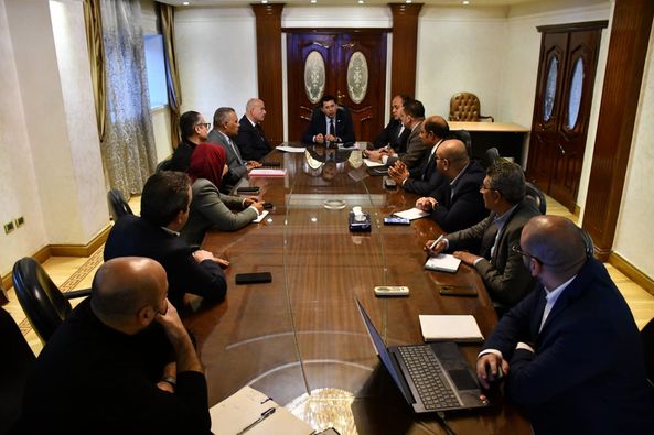 صبحي يبحث الاستعدادات والترتيبات النهائية لانطلاق ماراثون زايد الخيري بالعاصمة الإدارية الجديدة