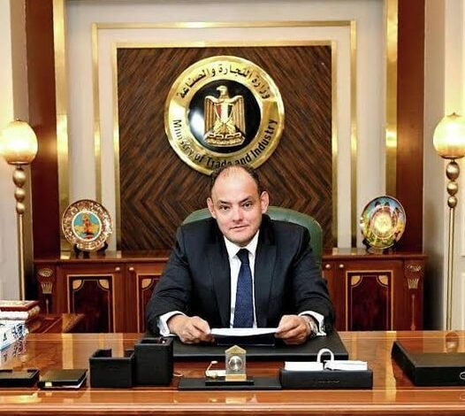 "سمير" يترأس وفد مصر المشارك في فعاليات الاجتماع الرابع للجنة العليا للشراكة الصناعية التكاملية المنعقد بمملكة البحرين