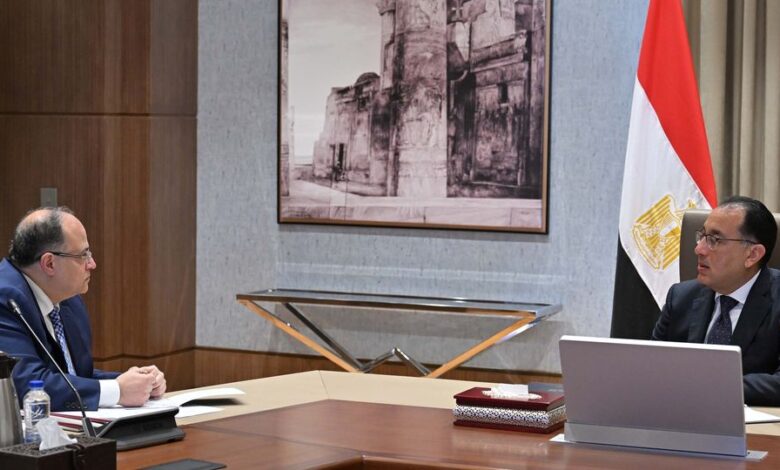 مدبولي يؤكد أهمية دور هيئة الدواء في الرقابة على الأسواق وضبط سعر الدواء