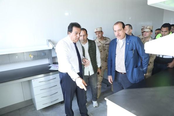 وزير الصحة يتفقد مشروع إنشاء مجمع المعامل المركزية بمدينة بدر بتكلفة 1.375 مليار جنيه
