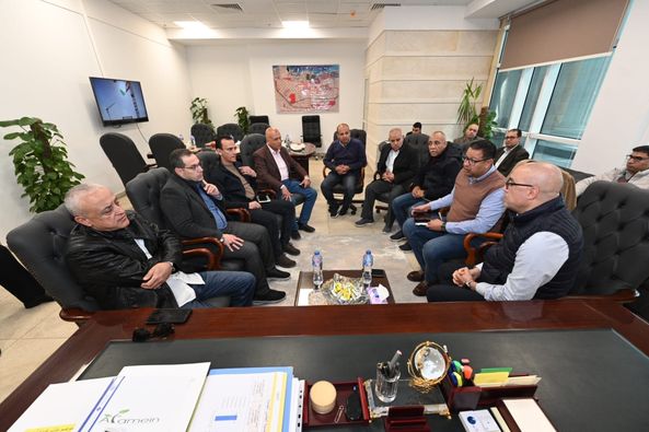 الجزار يعقد اجتماعا بمقر جهاز مدينة "العلمين الجديدة" لمتابعة سير العمل بالمشروعات الجارى تنفيذها بالمدينة