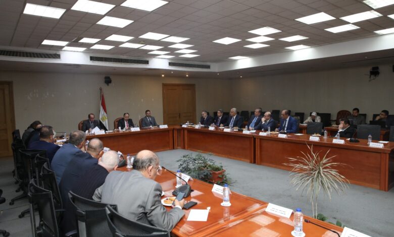 وزير المالية فى حوار مفتوح حول الموازنة الجديدة مع مجتمع الأعمال الصناعي والتجاري