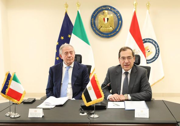 الملا يستقبل وزير الشركات وصُنع في إيطاليا