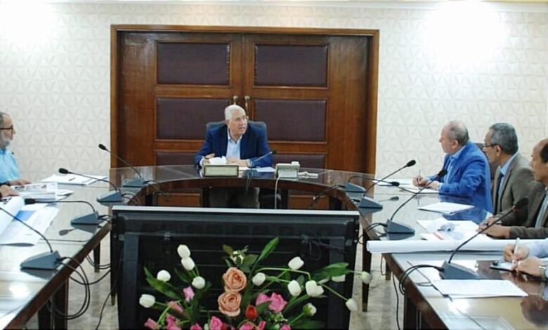 وزير الزراعة يتابع الموقف التنفيذي لمشروعات هيئة التعمير والتنمية الزراعية