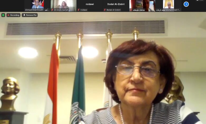 المرأة العربية تناقش دراسة "ضحايا غير مرئيات: نساء المهاجرين المتروكات وراءهم"