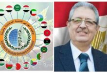 تكريم أمين عام العربي للتنمية خلال ندوة “التنمية المستدامة في الوطن العربي”