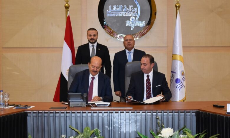 الوزير يشهد توقيع مذكرة تفاهم لانشاء مشروع لتخريد السفن بدمياط