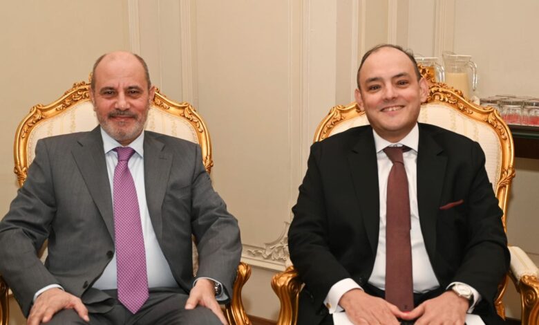 وزير التجارة والصناعة ونظيره الأردنى يبحثان تعزيز العلاقات بين البلدين
