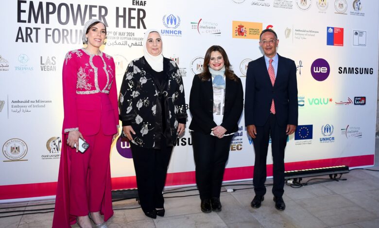 وزيرة الهجرة تشارك فعاليات افتتاح الدورة الثانية من ملتقى تمكين المرأة بالفن