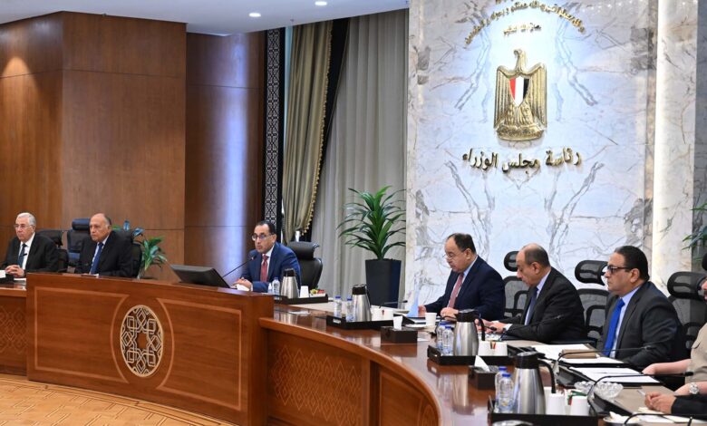 رئيس الوزراء يترأس اجتماع اللجنة المعنية بتعزيز العلاقات المصرية الأفريقية