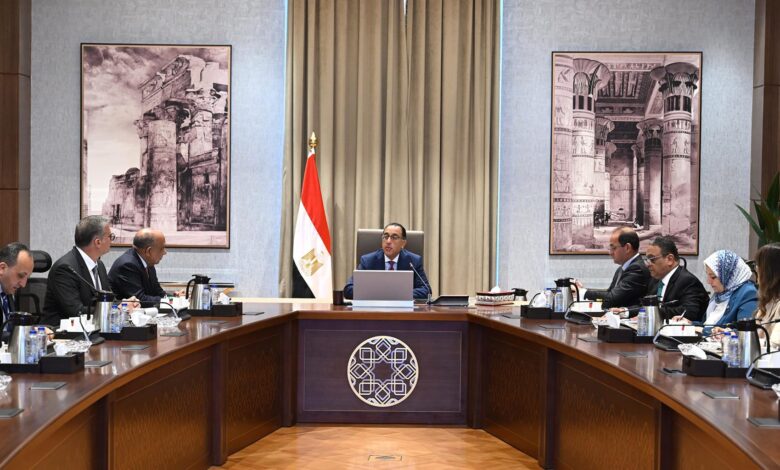 مدبولي يتابع إجراءات حل مشكلة الكهرباء ووقف تخفيف الأحمال