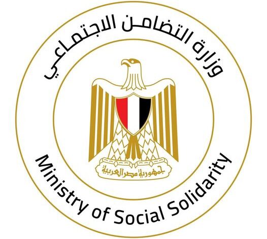 وزيرة التضامن توجه فريق التدخل السريع بالتعامل مع الحالات بلا مأوى