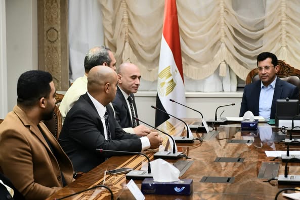 "صبحي" يلتقي بمجلس إدارة الاتحاد المصري لرفع الأثقال بعد انتخابه